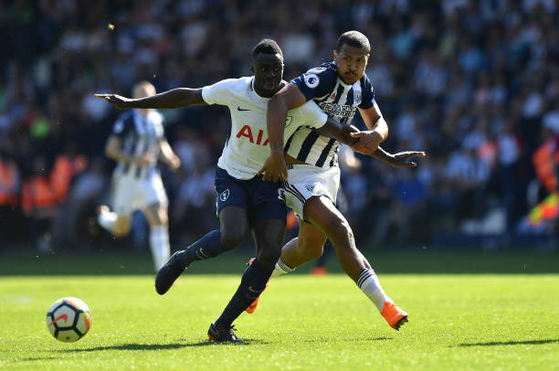 溢的中场球 溢的中场球